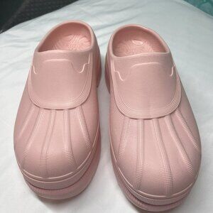 🌟Sorel Caribou Clog 🩷Soft Pink🩷 Size 7 (but fits like 7.5)🌟